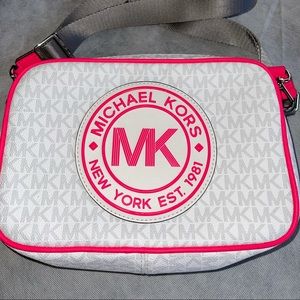 NBW:Michael Kors Fulton Sport Large Canvas Crossbody Color: Pink/Neon Pink/White